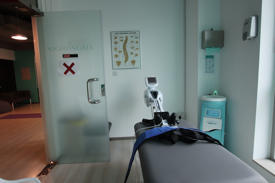 Back pain physiotherapy treatment Amsterdam – Alter Physio & Acupuncture